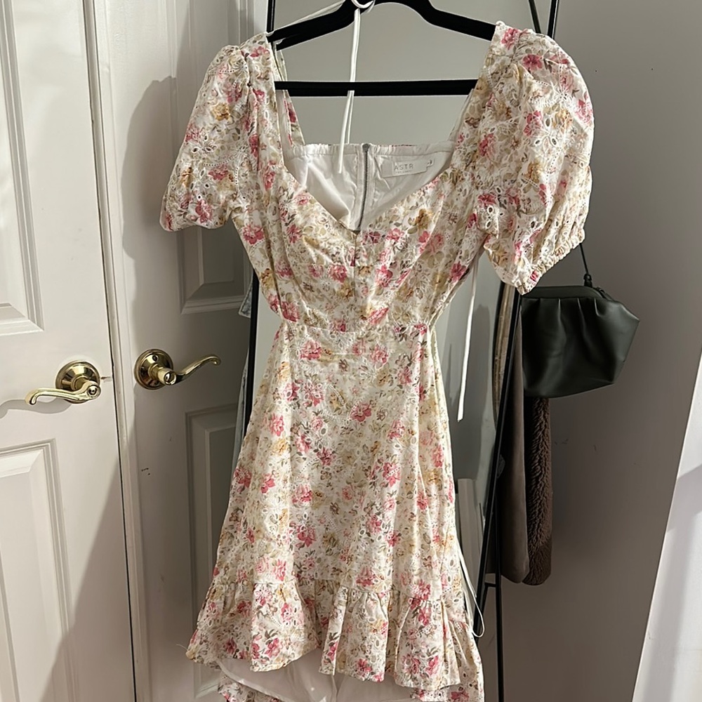 Astr Floral Puff Sleeve Dress